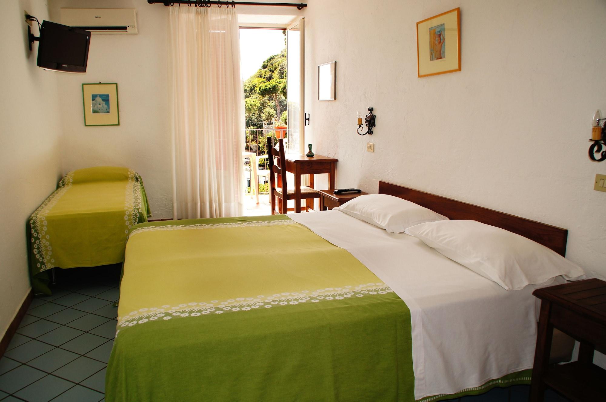 Hotel Don Pedro Ischia Bagian luar foto
