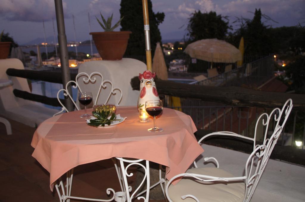 Hotel Don Pedro Ischia Bagian luar foto