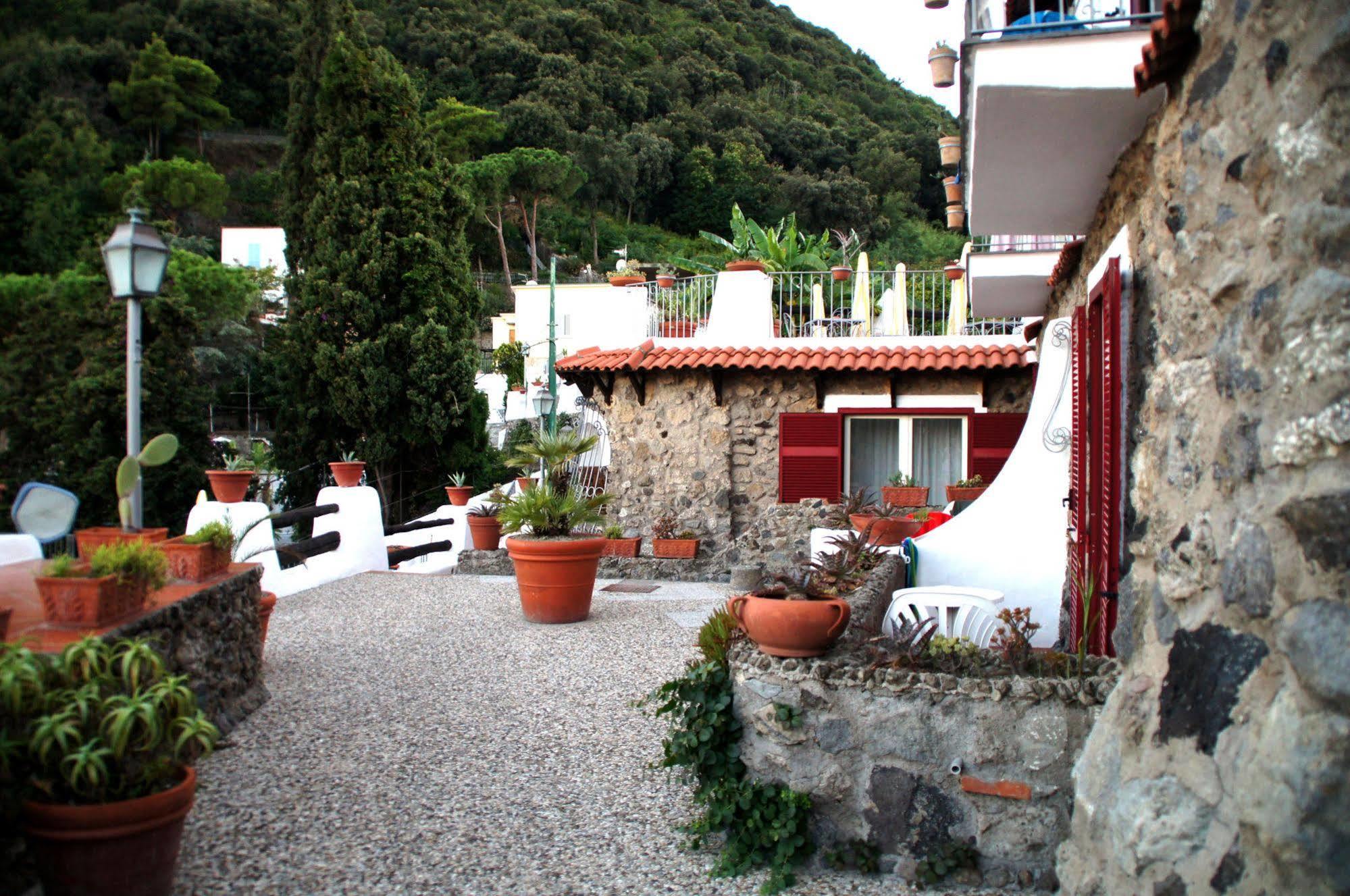 Hotel Don Pedro Ischia Bagian luar foto