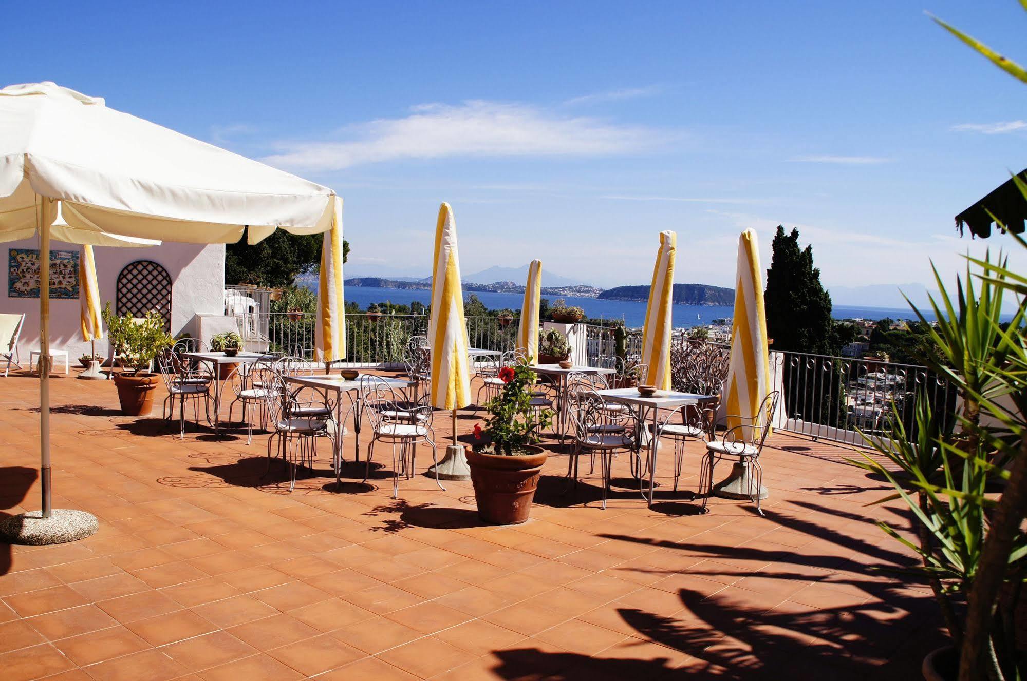 Hotel Don Pedro Ischia Bagian luar foto