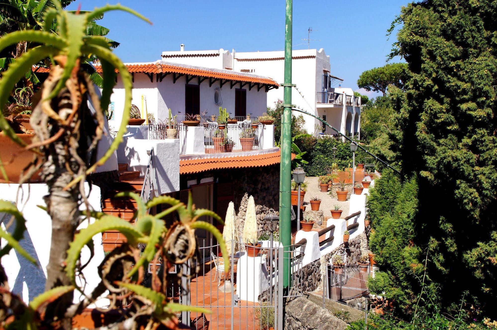 Hotel Don Pedro Ischia Bagian luar foto
