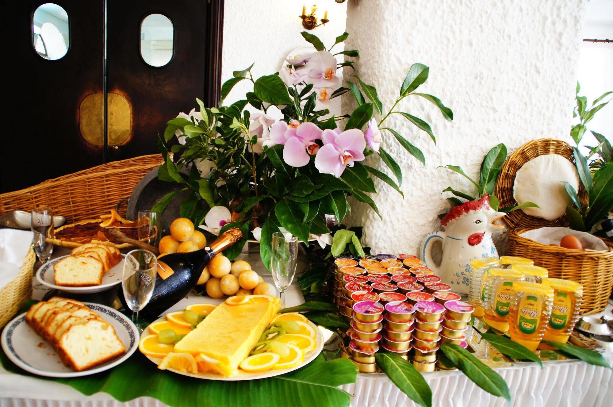 Hotel Don Pedro Ischia Bagian luar foto