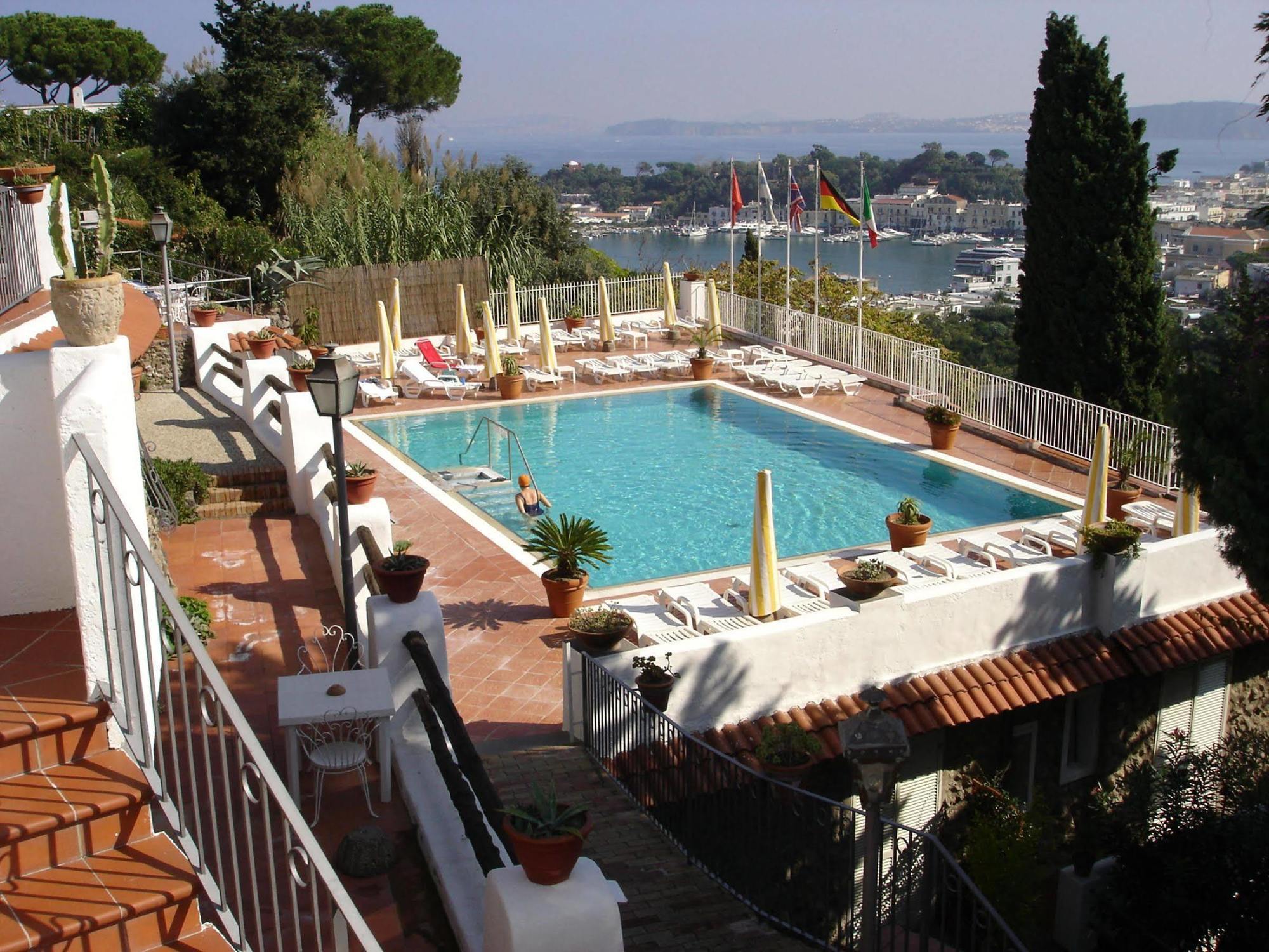 Hotel Don Pedro Ischia Bagian luar foto